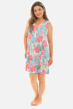 Women’s Zip-Accent V-Neck Dress – Chic & Versatile Style