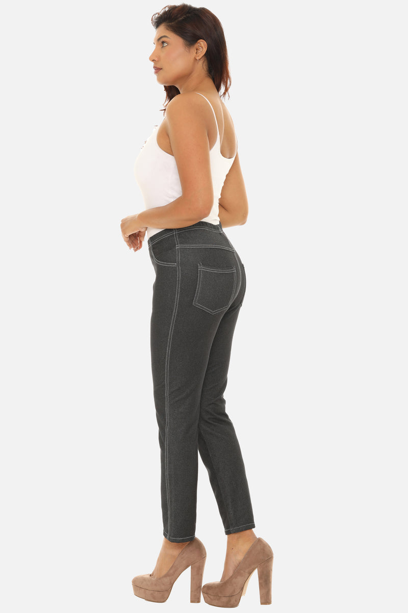 Stay Stylish and Organized with Our Back Pocket Women's Jeggings
