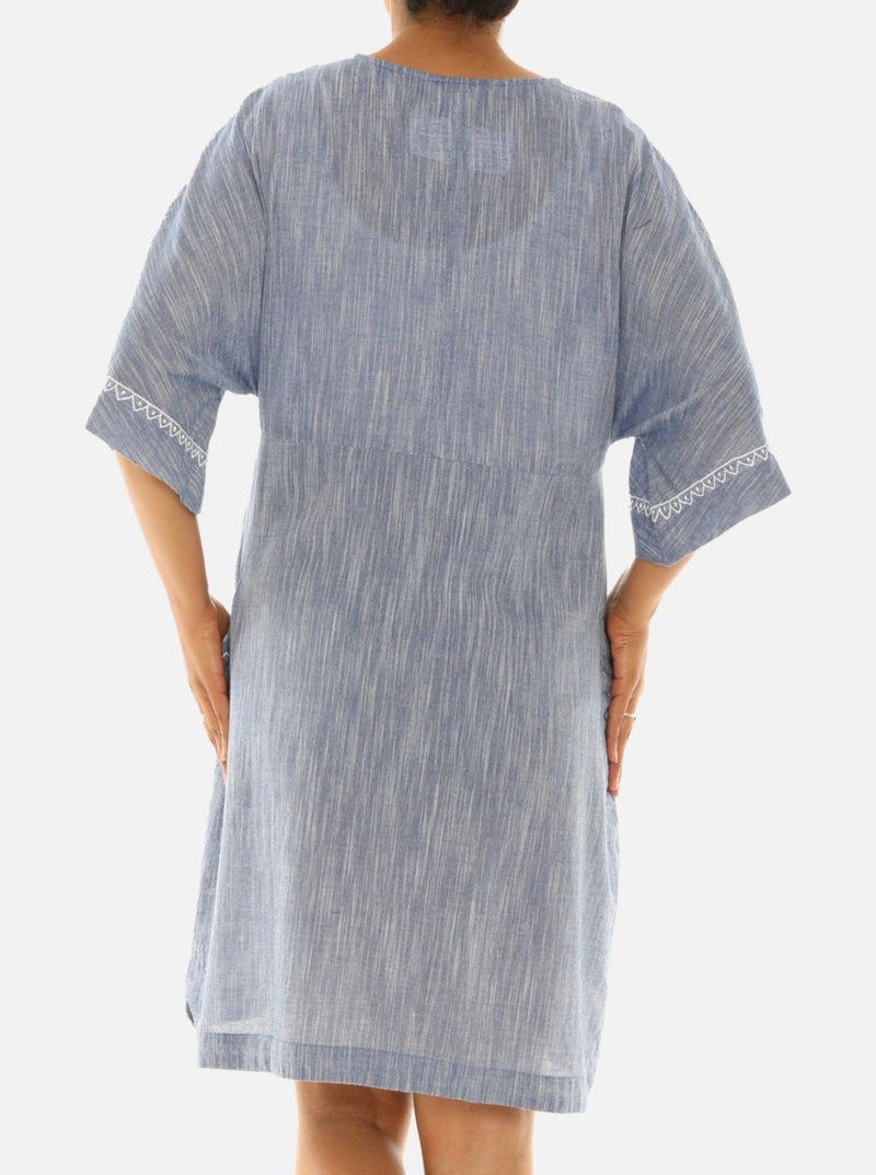 Blue & White Embroidered Pocket Shift Dress 3X / CRAMBRAY Blue & White Embroidered Pocket Shift Dress 3X / CRAMBRAY