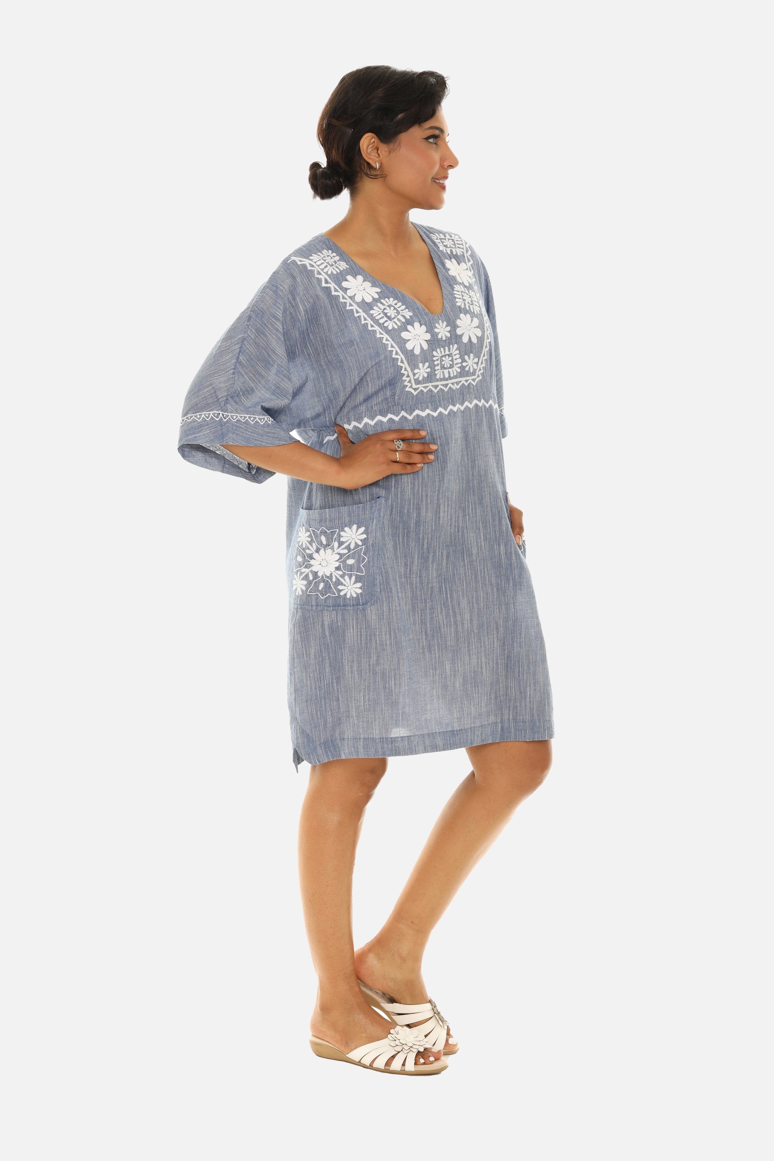Blue & White Embroidered Pocket Shift Dress 3X / CRAMBRAY Blue & White Embroidered Pocket Shift Dress 3X / CRAMBRAY